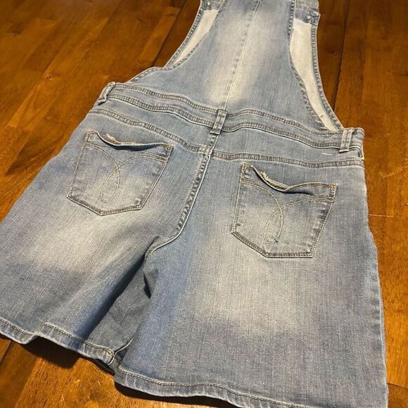 Calvin Klein Girls Distressed Stretch Denim Short Bib Overalls Size L 12/14 - Picture 6 of 11